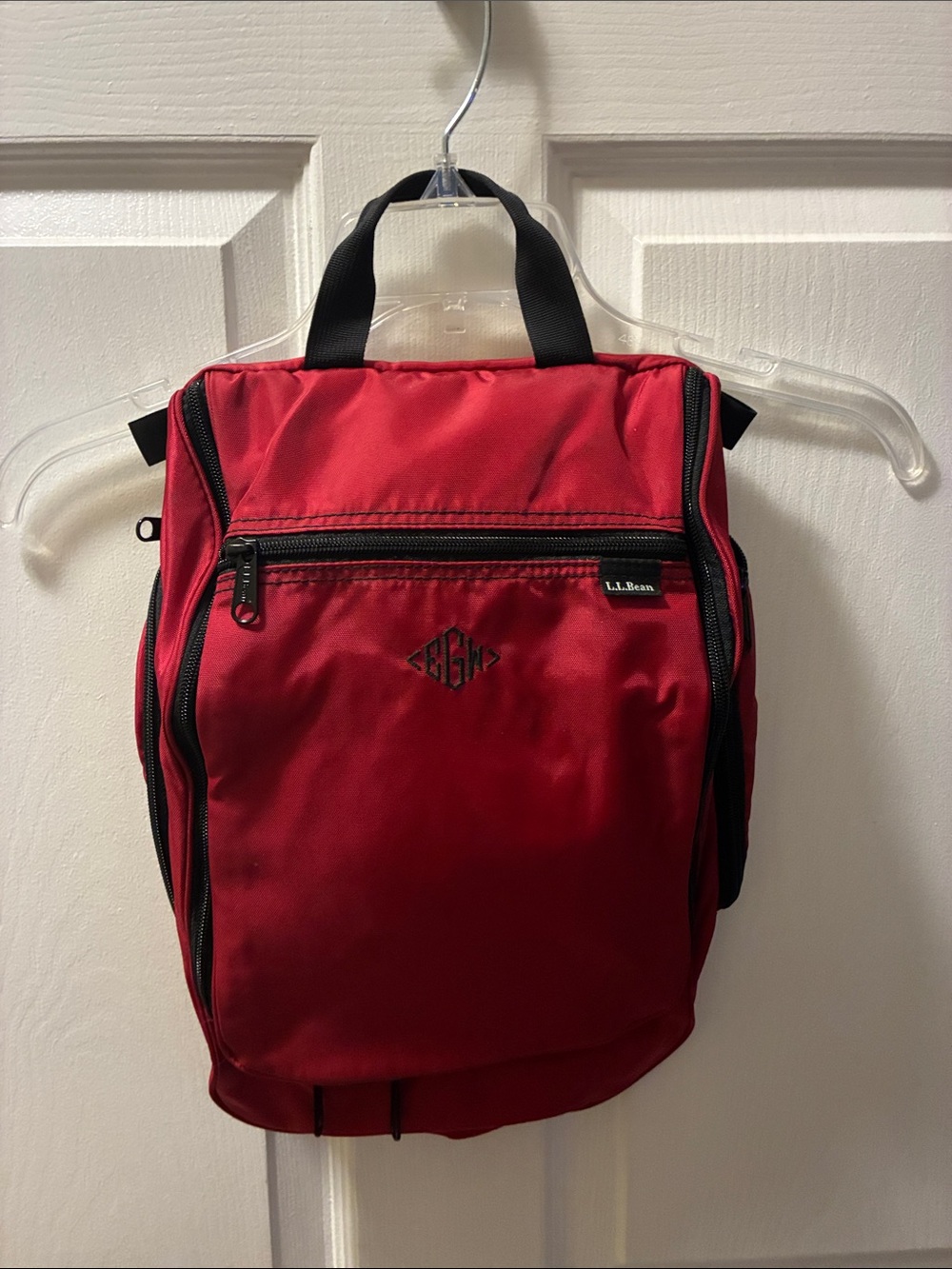 L.L. Bean Red personal organizer Toiletry nylon bag w/construction hook & pocks
